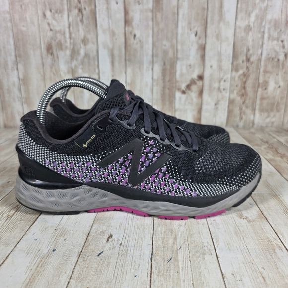 New Balance Fresh Foam 880v10 Gore-Tex Running‎ Shoes Waterproof Black Purple 9 - Picture 1 of 8